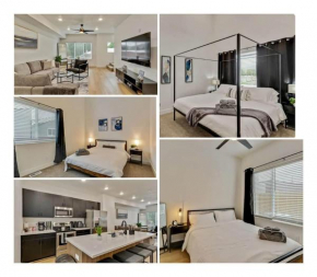 3 Min to DT Lux Townhome 2 Car Garage King Bed